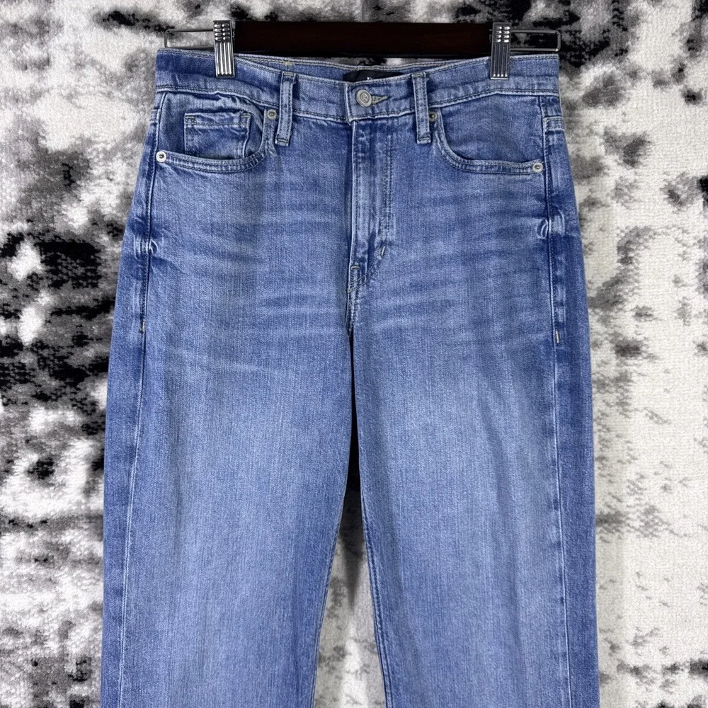 Banana Republic doesn fit